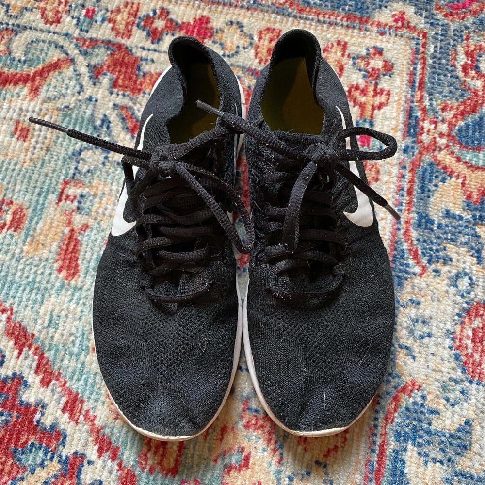 Nike Flyknit Free Run Sneakers Black